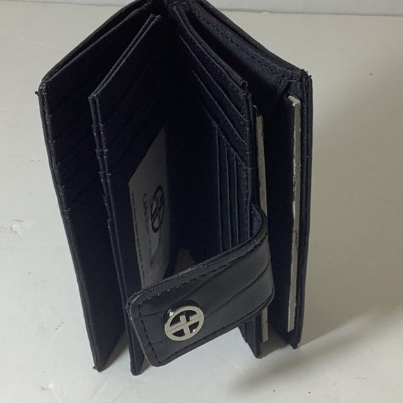 Framed Indexer Leather Wallet - Picture 5 of 6